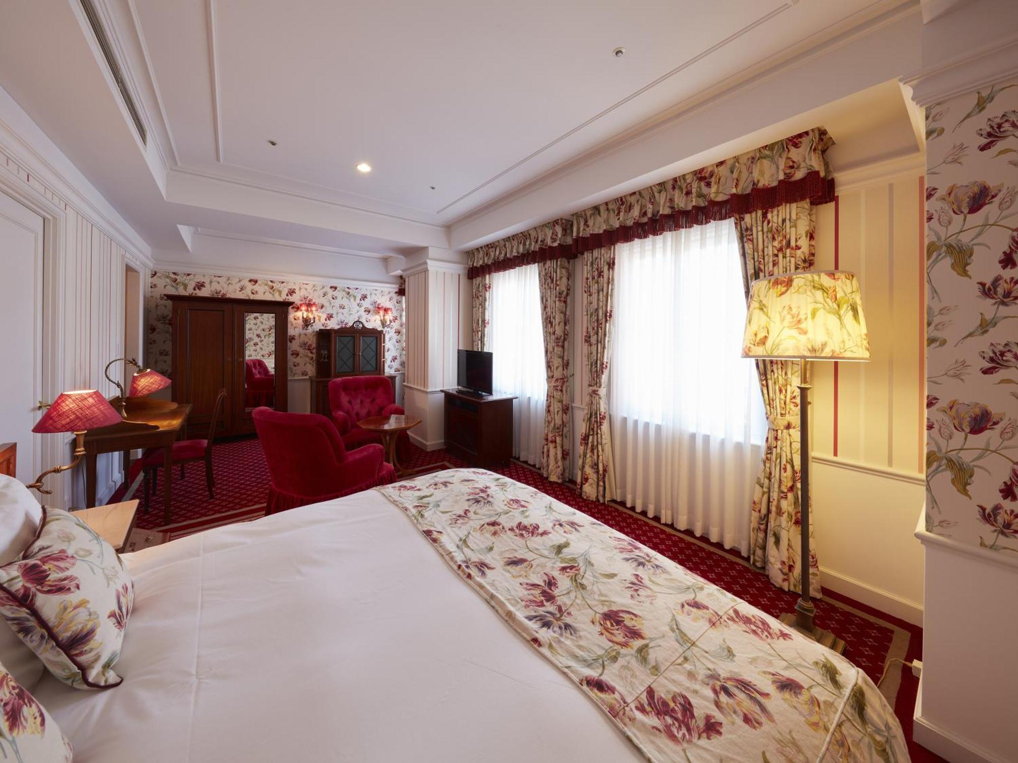 Huis Ten Bosch Hotel Europe Sasebo Buitenkant foto